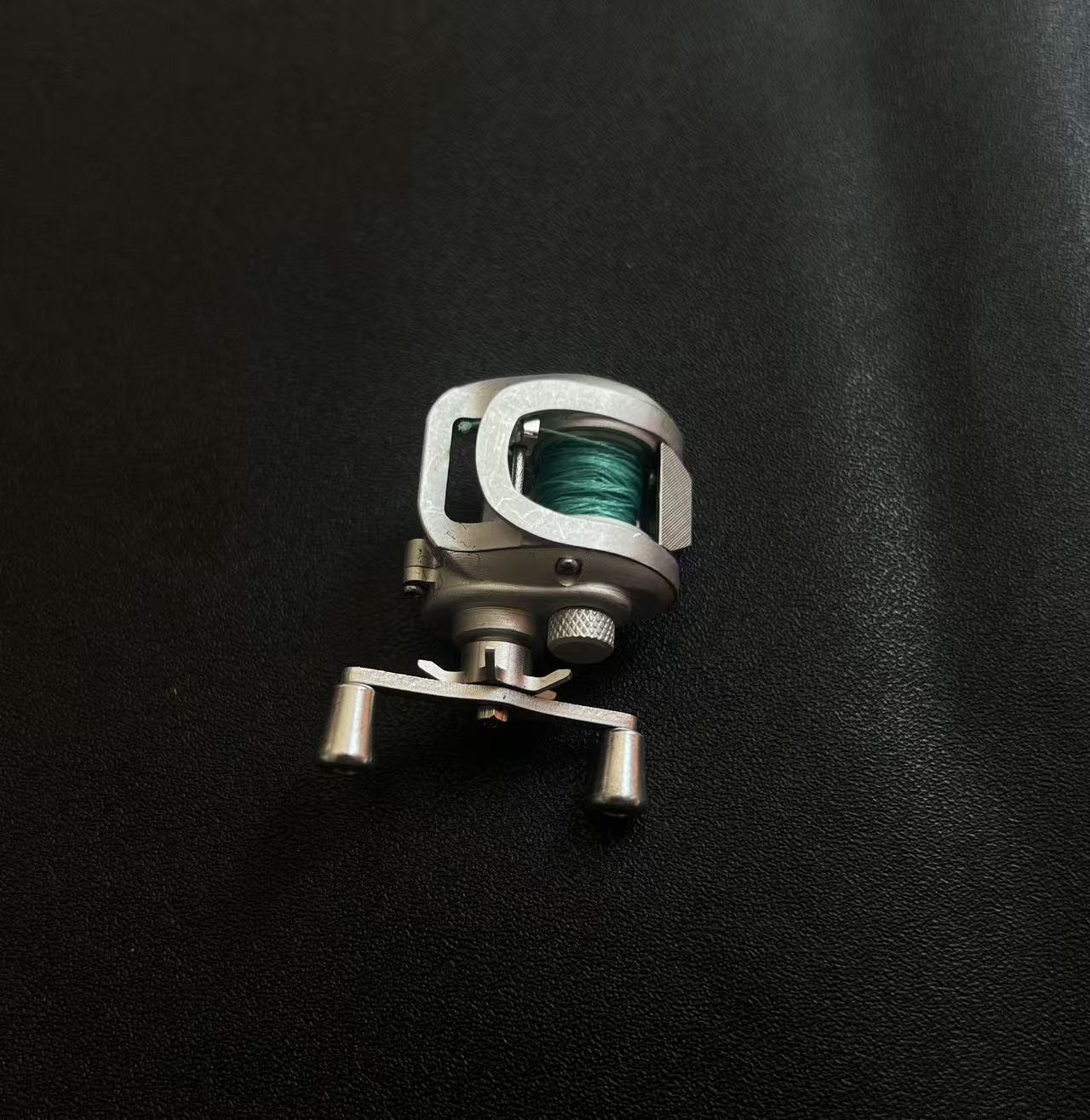 Mini Baitcasting Reel Necklace-Silver 1.0