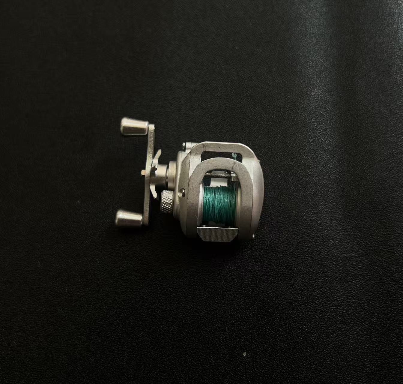 Mini Baitcasting Reel Necklace-Silver 1.0