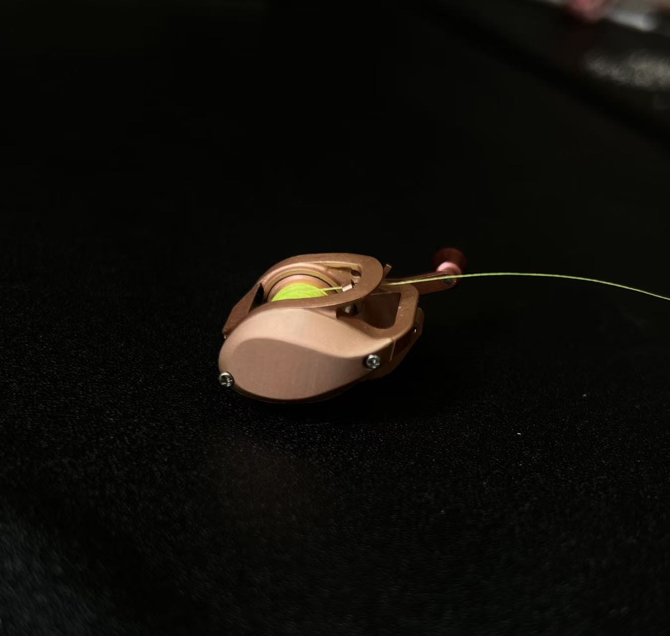 Mini Baitcasting Reel Necklace-Rose Gold 1.0