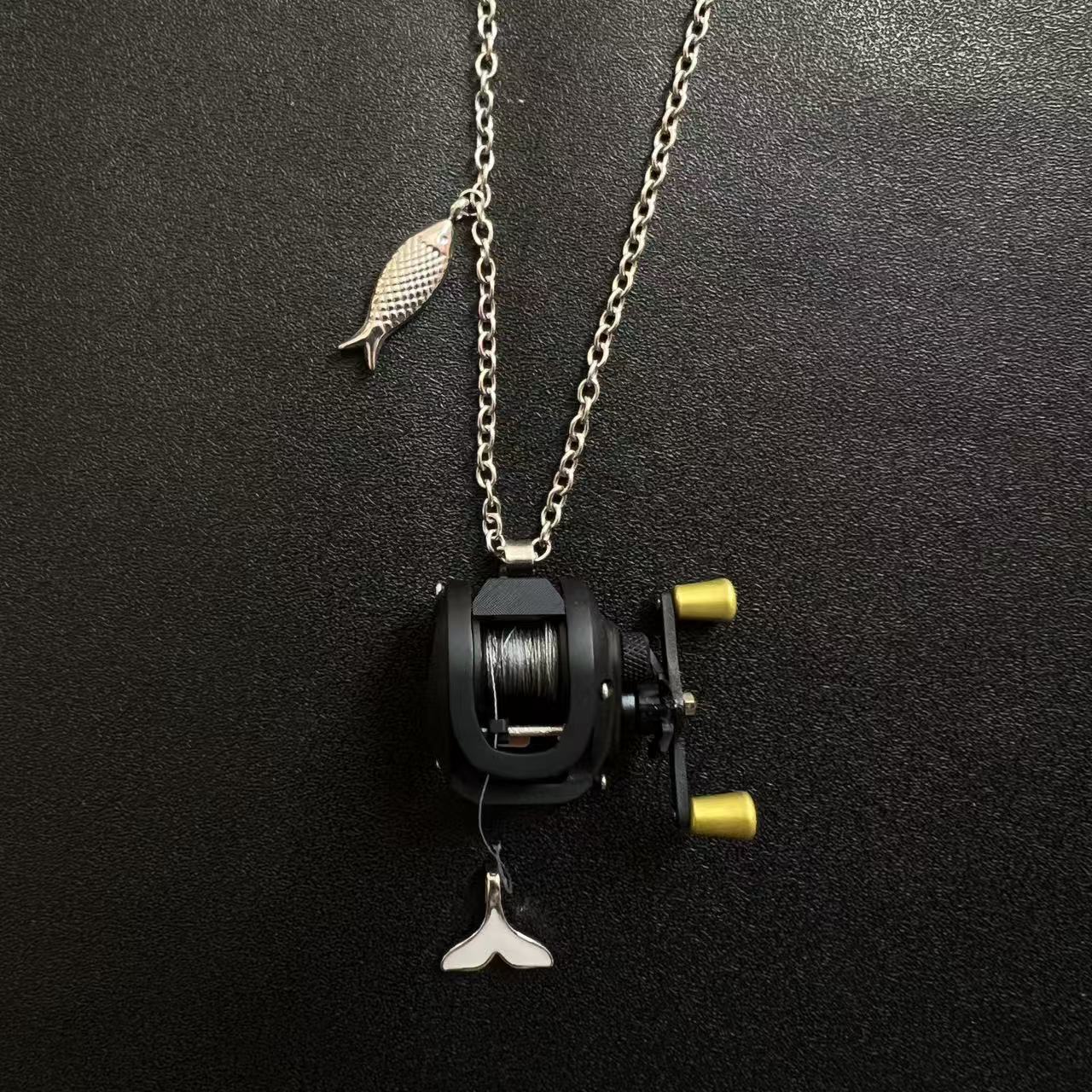 Mini Baitcasting Reel Necklace-Black 1.0